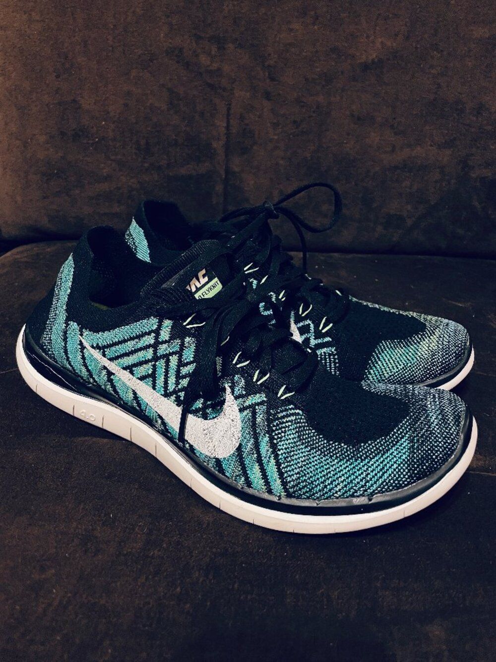 Nike Flyknit Free 4.0 Women's 10.5 US Black Sail Voltage 717076-013 42.5 EUR